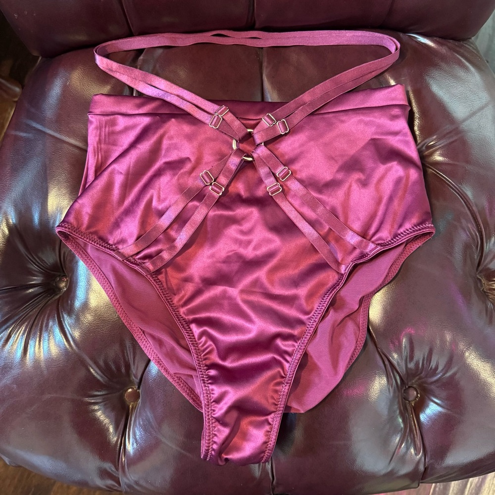 Lunalae Satin Strapy High Waist Rosie Pole Bottom